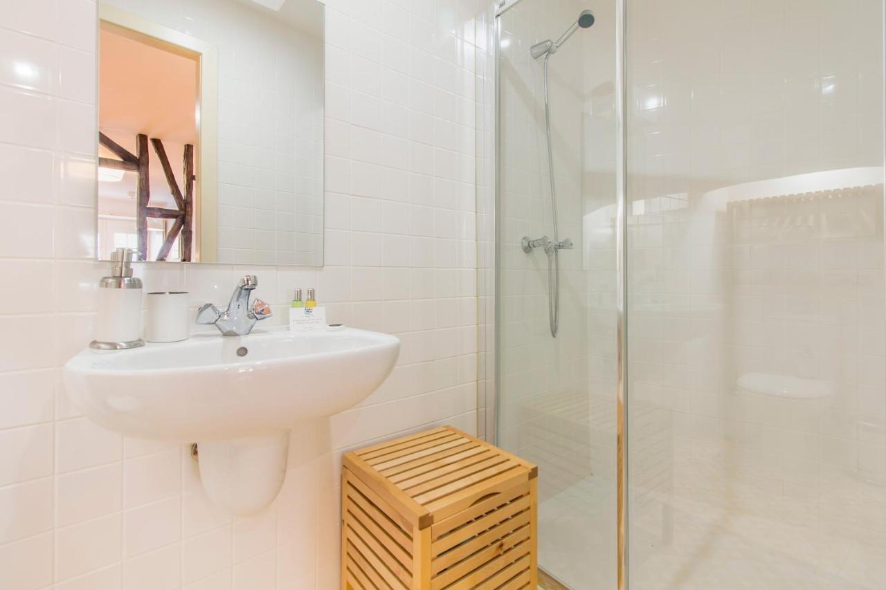 Guest Inn Alfama Apartments Lissabon Buitenkant foto